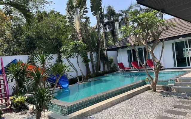 Hollywood Pool Villa Jomtien Pattaya