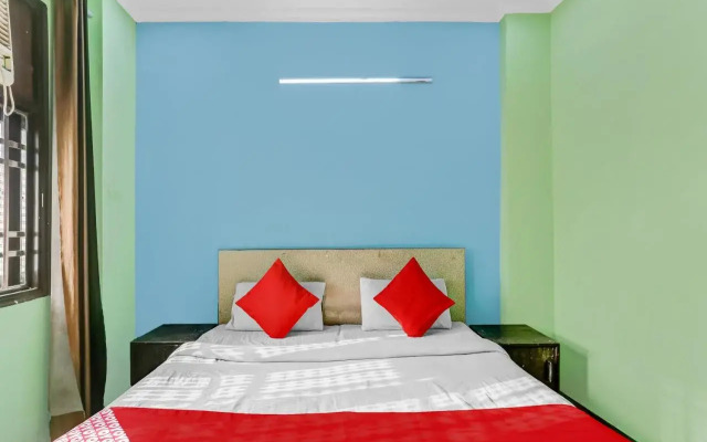 OYO 84491 Blue Diamond
