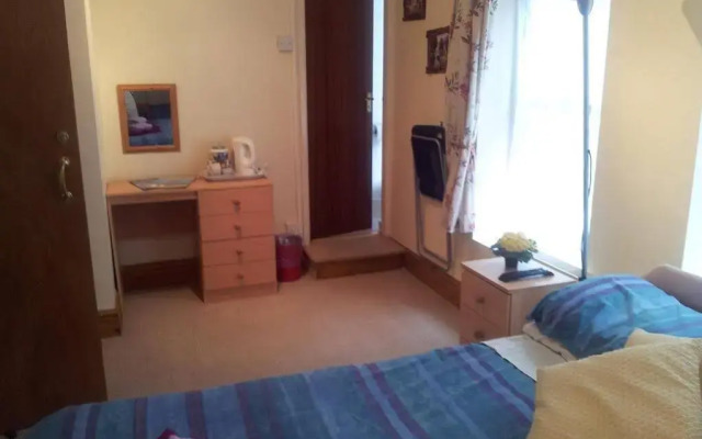 The Osborne - Guest house