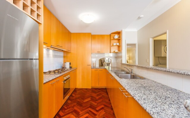Luxurious Perth Townhouse