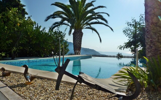 Villa Baïna