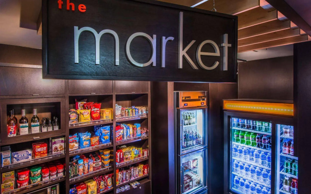 Courtyard by Marriott Charleston Downtown/Civic Center