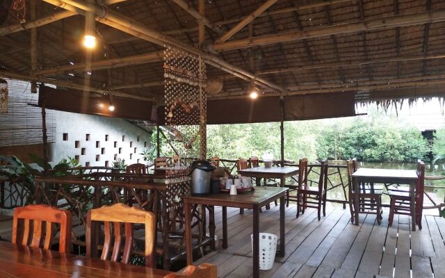 Suchanaree At Leam Ngop