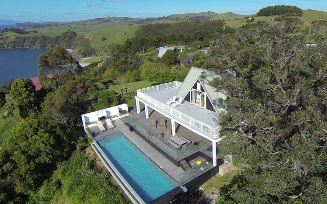 Claire's Luxury Hideaway