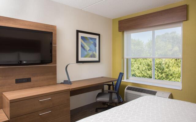 Holiday Inn Express Chelmsford by IHG