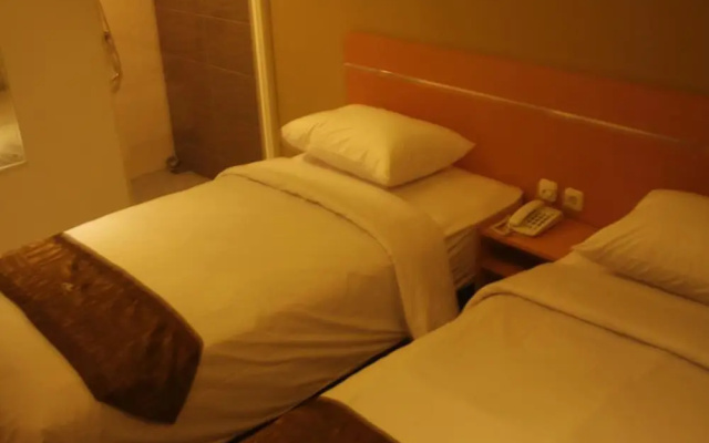 Nozz Hotel Semarang