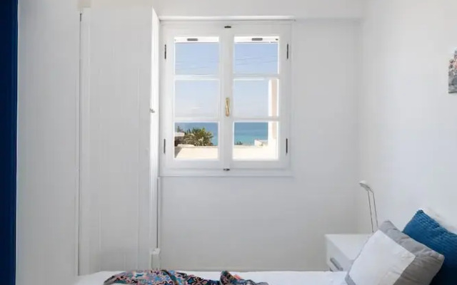 Beach House With Seaview