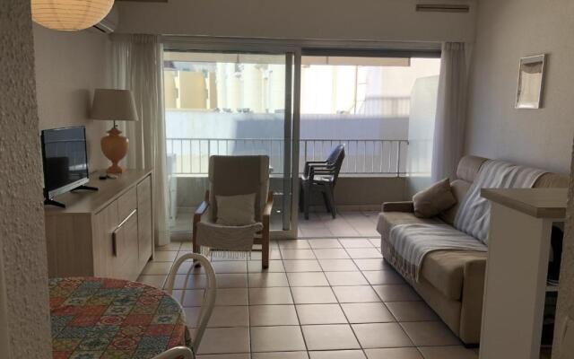 Appartement Saint-Raphaël, 1 pièce, 3 personnes - FR-1-466A-22