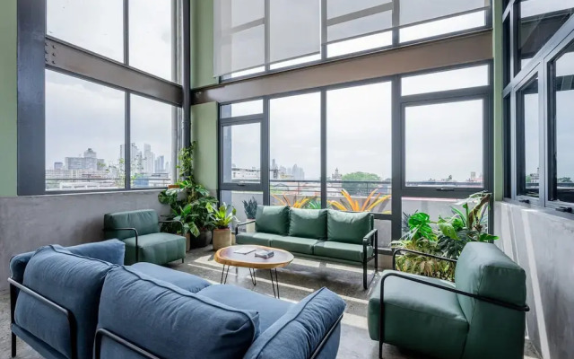 w Comfy 1BR w Perfect Balcony in Casco View