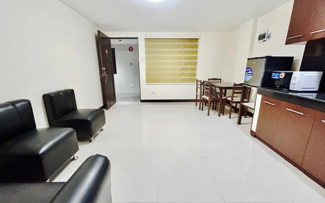 OYO 1045 Rayjan Apartelle