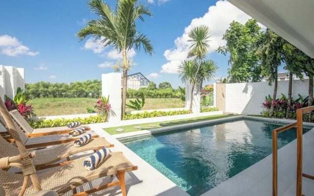 Villa Harvest Seminyak 4Bd Rice View, Near Cafe