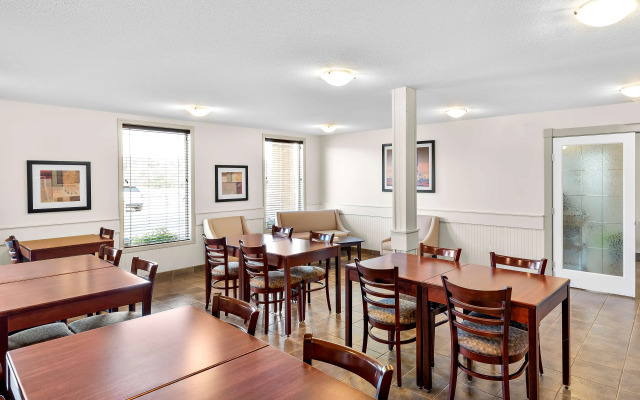 SureStay Plus Hotel by Best Western Hardisty