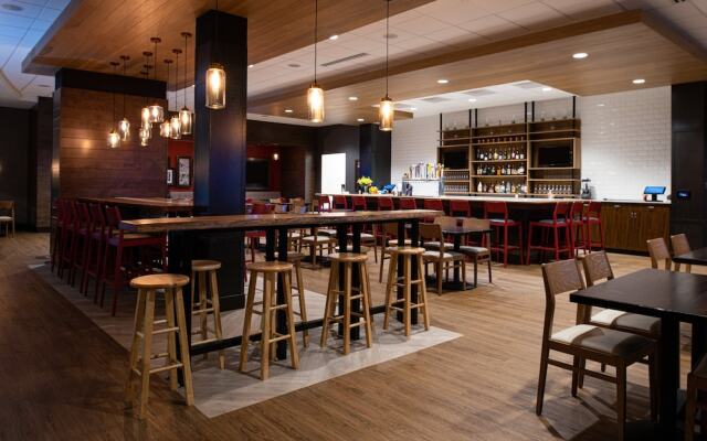 Holiday Inn & Suites Idaho Falls