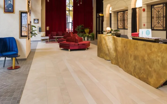 Scarletz Suites by Five senses
