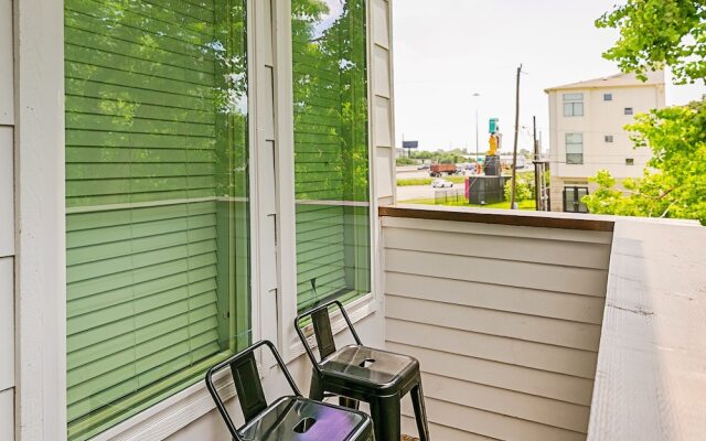 Htown Suites by Dunyha