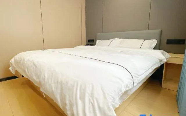 Shenzhen Chenwan Hotel (The Grand Theatre)