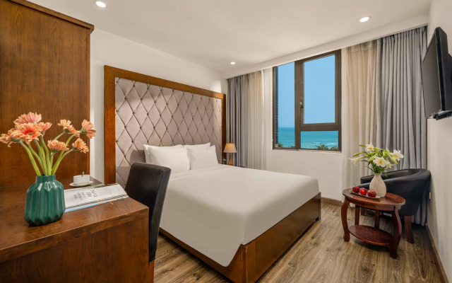 Royal Charm Hotel