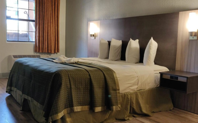 Rodeway Inn Near Ybor City - Casino