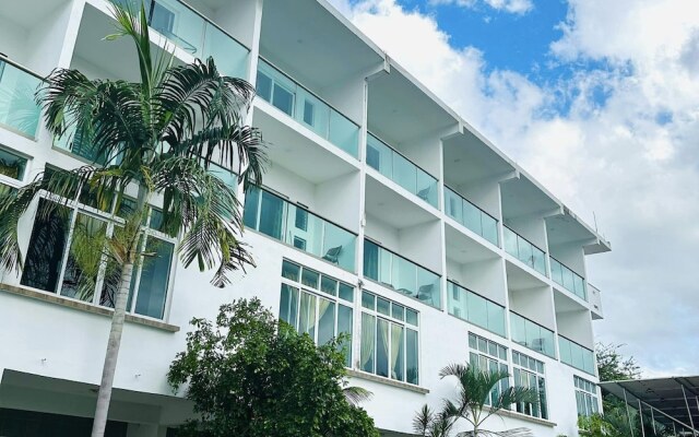 Hotel Rega Suites Guayabitos - Family & Kitchen