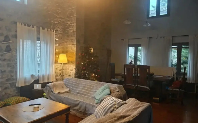 Vitina Number 5 House