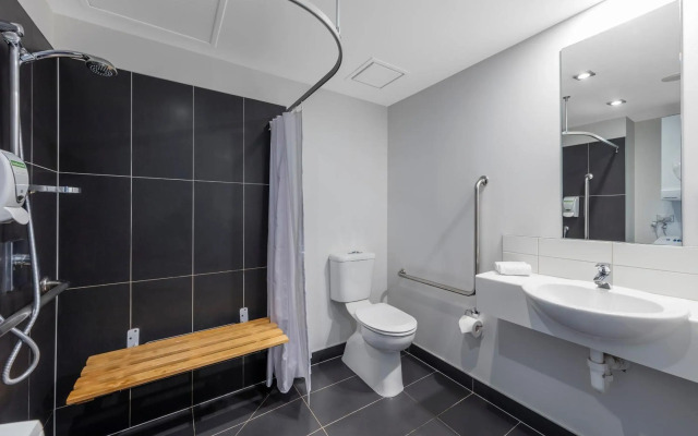 Nesuto Stadium Hotel and Apartments