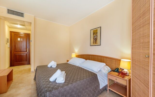 Rina Residence