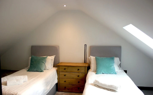 Stainsborough Hall