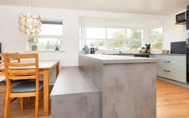 5 Person Holiday Home in Farvang-by Traum