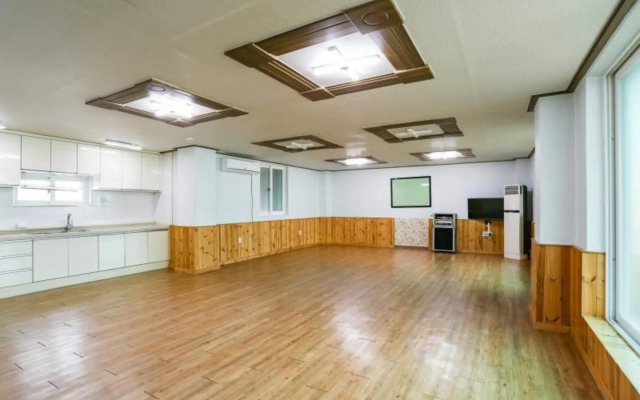 Gapyeong Sagyejeol Pension