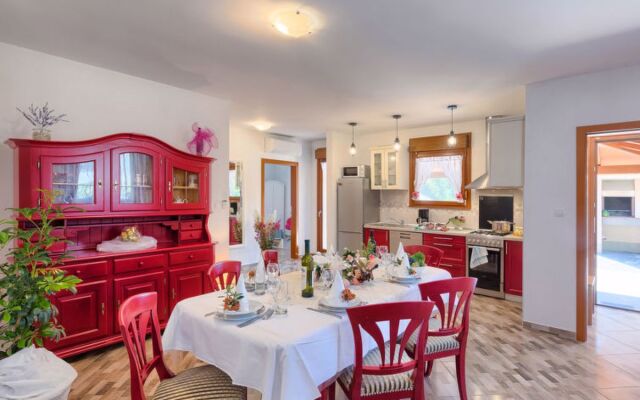 Villa Mihael (ROJ540)