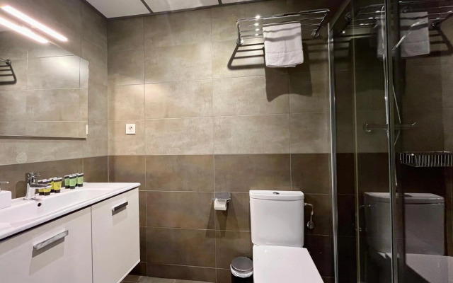 Feelathome Plaza Apartments