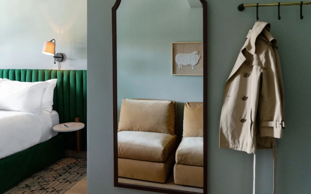 Palihotel Hollywood near Universal Studios
