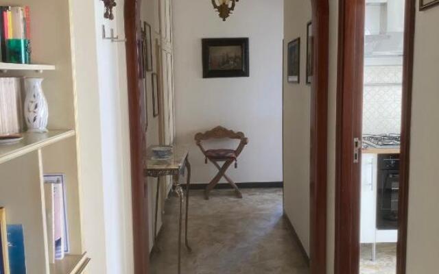 Apartment via Antica Romana