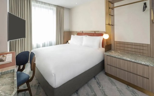 Dorsett Canary Wharf London