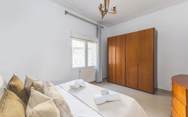 Charmant Appartement au Cœur d'Hydra