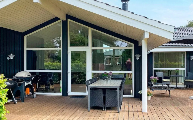 5 Star Holiday Home in Hals