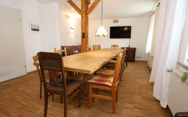 Cottage, Uppost in Upost