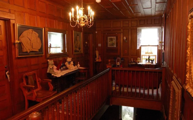 Mountain Laurel Inn