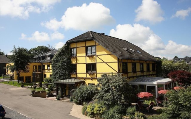 Hotel The Originals Bütgenbacher-Hof (ex Relais du Silence)