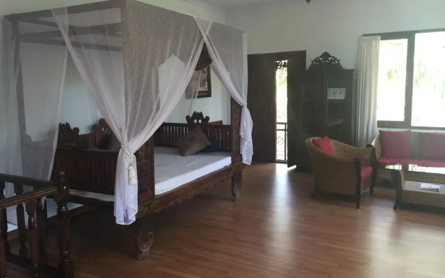 Puri Saron Hotel Madangan
