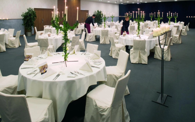 Mövenpick Hotel Zuerich-Airport