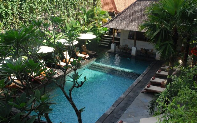 Ubud Village Hotel