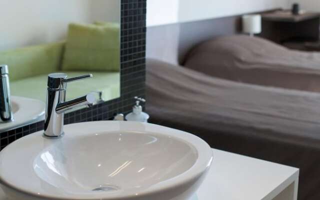 Hotel Romantique Plaza Dojran