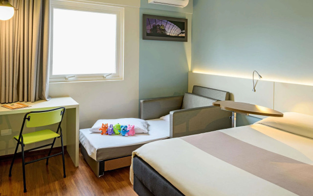 ibis Styles Curitiba Centro Cívico