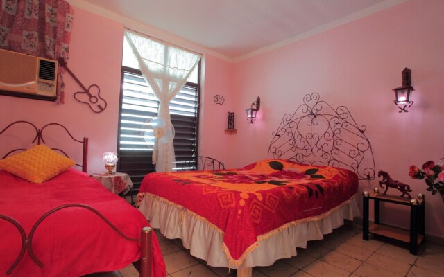 Hostal Dona Cristina y Dayami