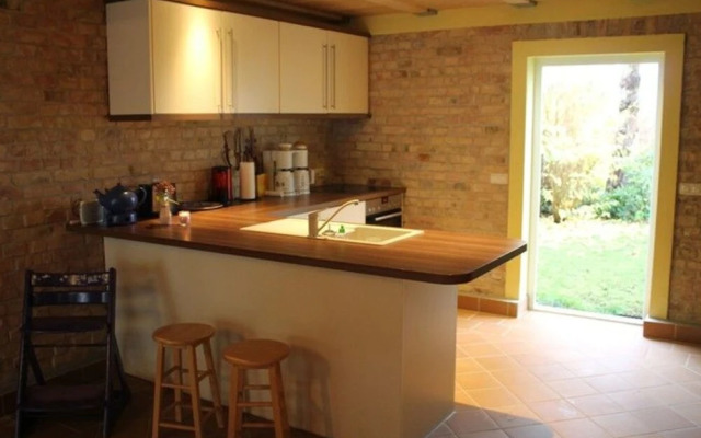 Cozy Holiday Home in Marlow with Garden