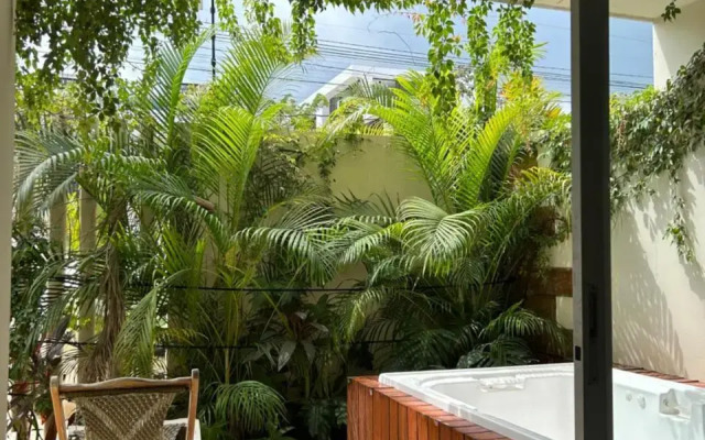 Dune Luxury Condos - Suite w Private Terrace