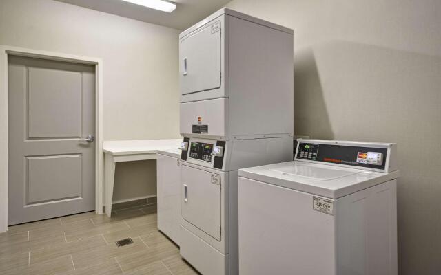 Hampton Inn Kenedy