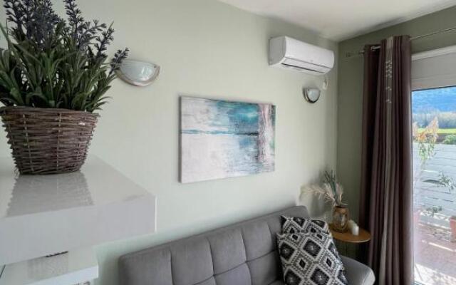 Aggeliki's Hideaway