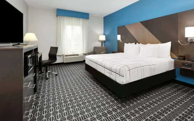 La Quinta Inn & Suites by Wyndham Sulphur Springs